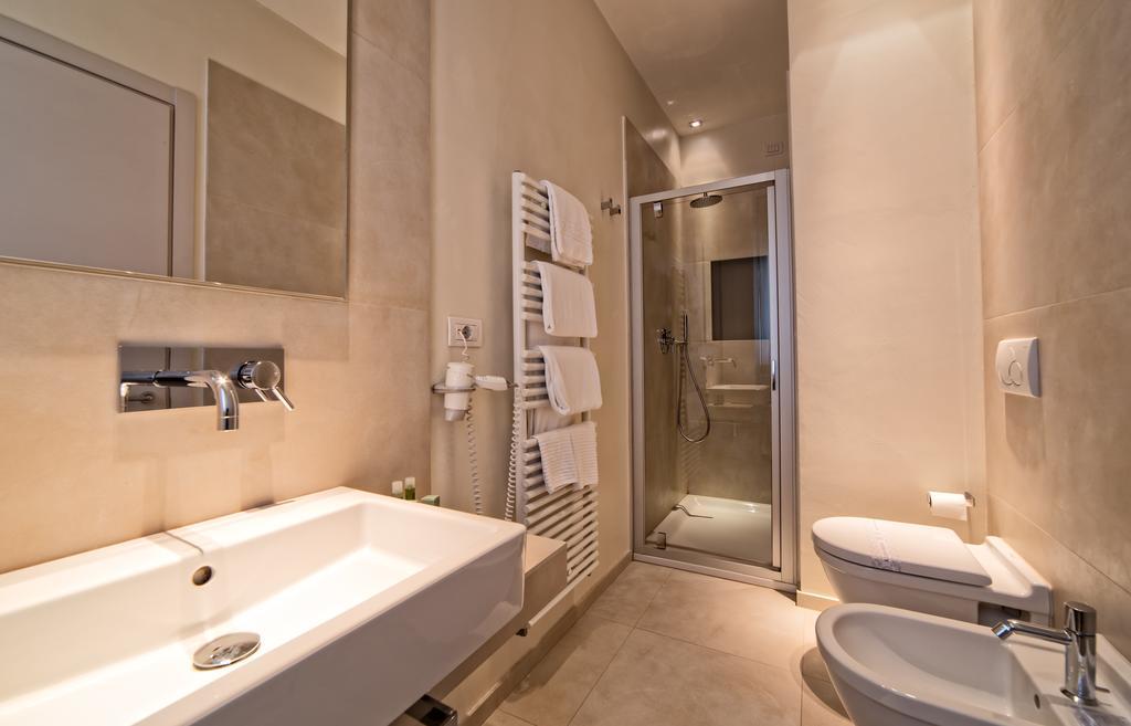 Hotel Country House La Radice Чивитанова-Марке Номер фото